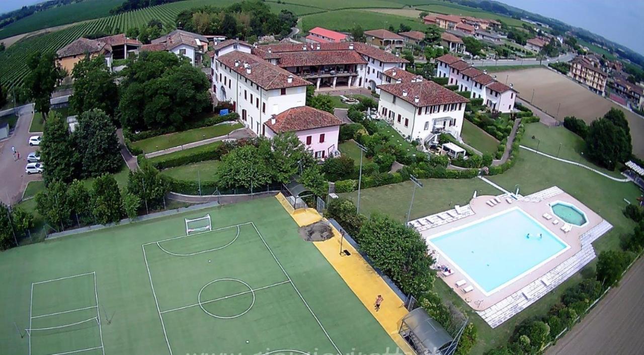 100% Design Villa Desenzano del Garda Exterior photo